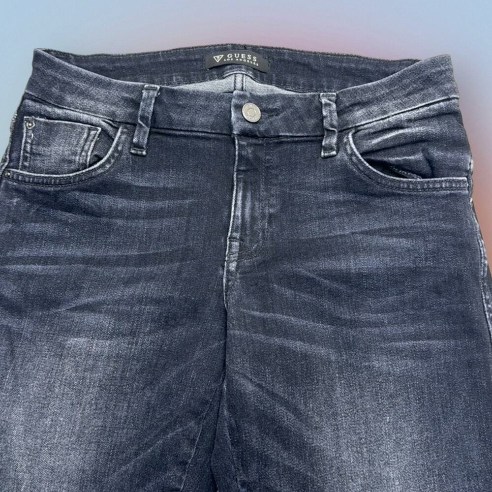 GUESS Women’s 27 Black Skinny Jeans